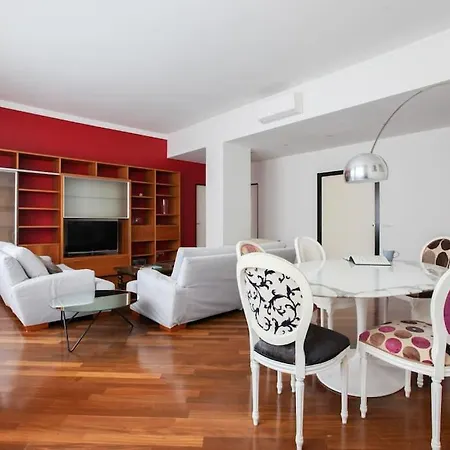 Hacca Collection - Porta Venezia 3br
